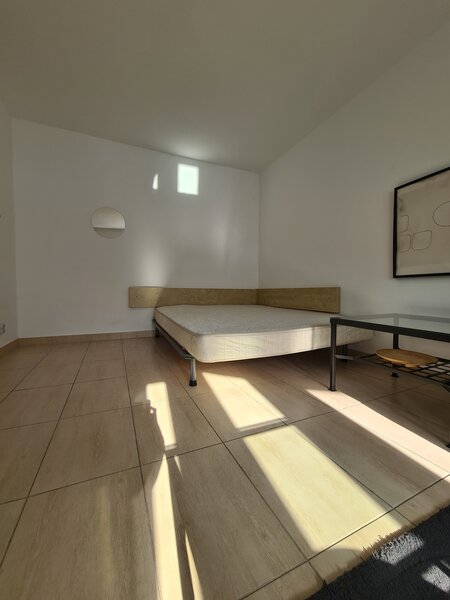 Eroilor, 8 minuie metrou, garsoniera, boiler, DB1703.